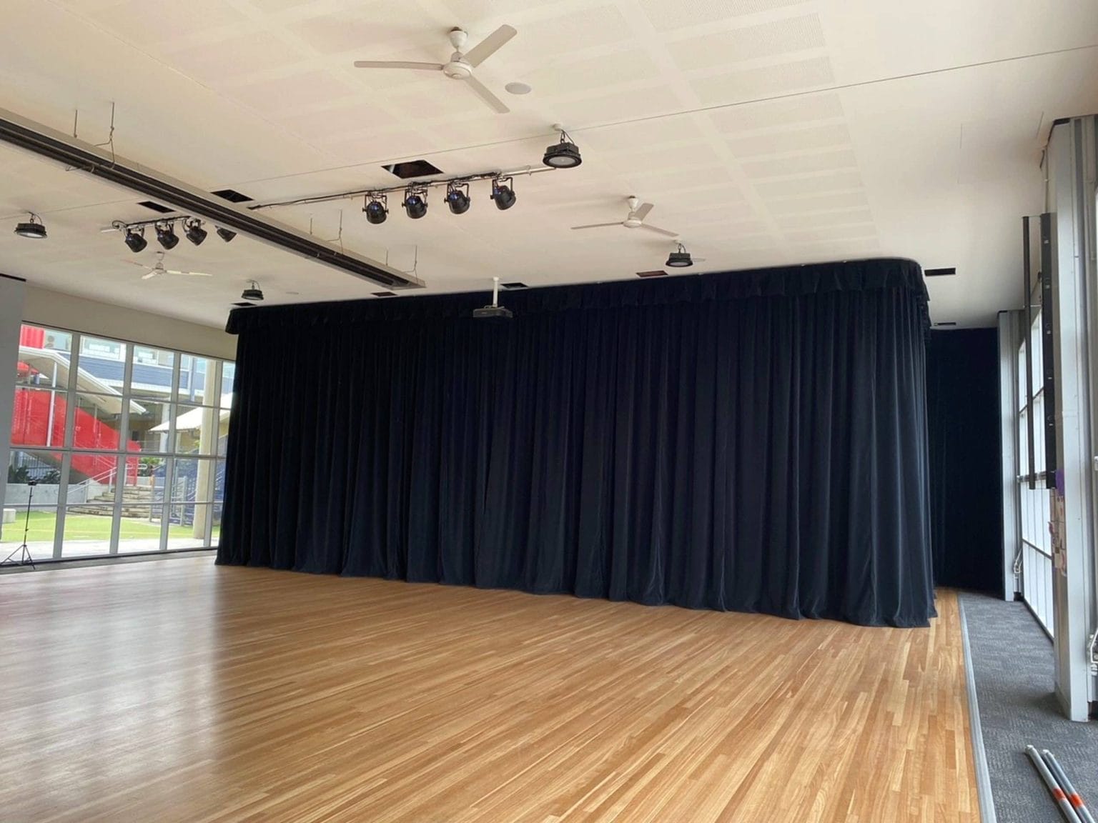 Motorised Lighting Bar Australia | No.1 Safe Theatre Rigging Solutions